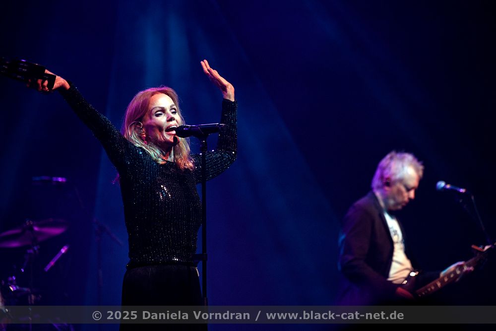 Belinda Carlisle